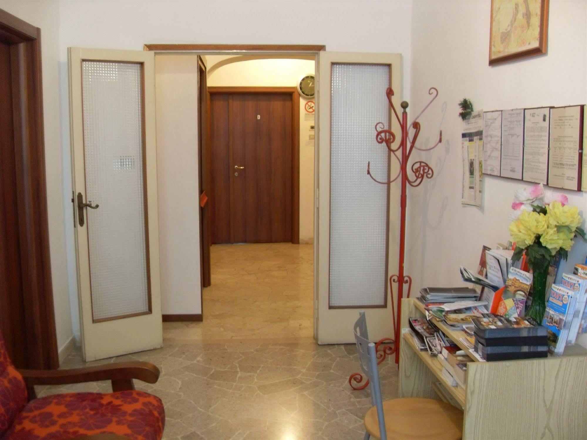 فندق فلورنسفي  Mary'S House المظهر الخارجي الصورة